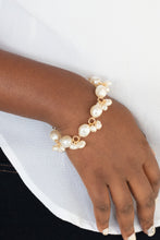 Load image into Gallery viewer, Paparazzi&#39;s Imperfectly Perfect - Gold Pearl bracelet
