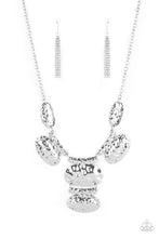 Load image into Gallery viewer, Paparazzi&#39;s Gallery Relic - Silver necklace
