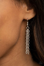 Load image into Gallery viewer, Paparazzi&#39;s Gallery Relic - Silver necklace
