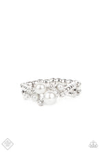 Load image into Gallery viewer, Paparazzi&#39;s Avant Vintage - White Pearl ring (Fashion Fix)
