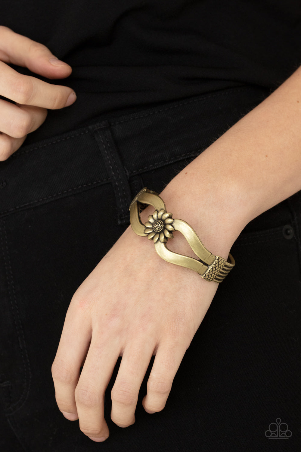 Paparazzi's Let A Hundred SUNFLOWERS Bloom - Brass bracelet