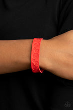 Load image into Gallery viewer, Paparazzi&#39;s Follow the Wildflowers - Red Urban bracelet
