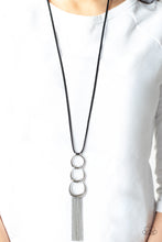 Load image into Gallery viewer, Paparazzi&#39;s Industrial Conquest - Black Urban necklace
