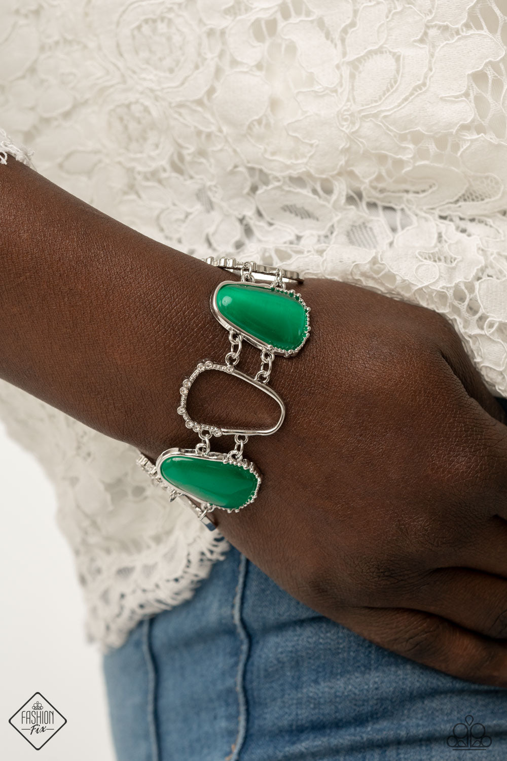 Paparazzi's Yacht Club Couture - Green bracelet (Fashion Fix)