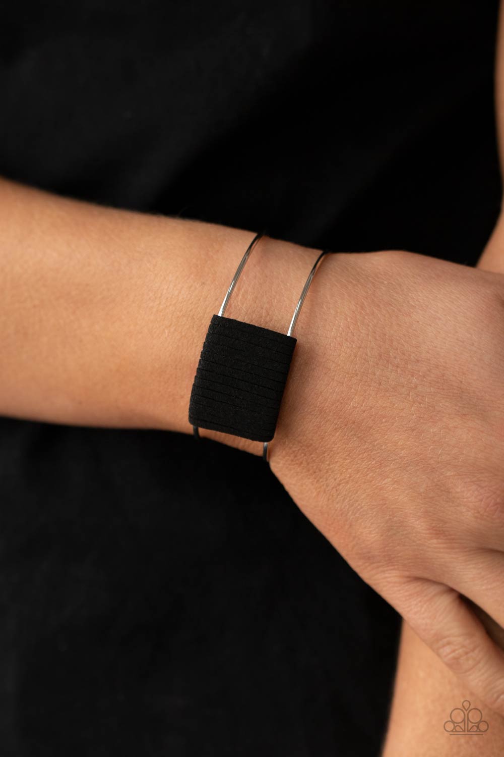 Paparazzi's Free Expression - Black bracelet