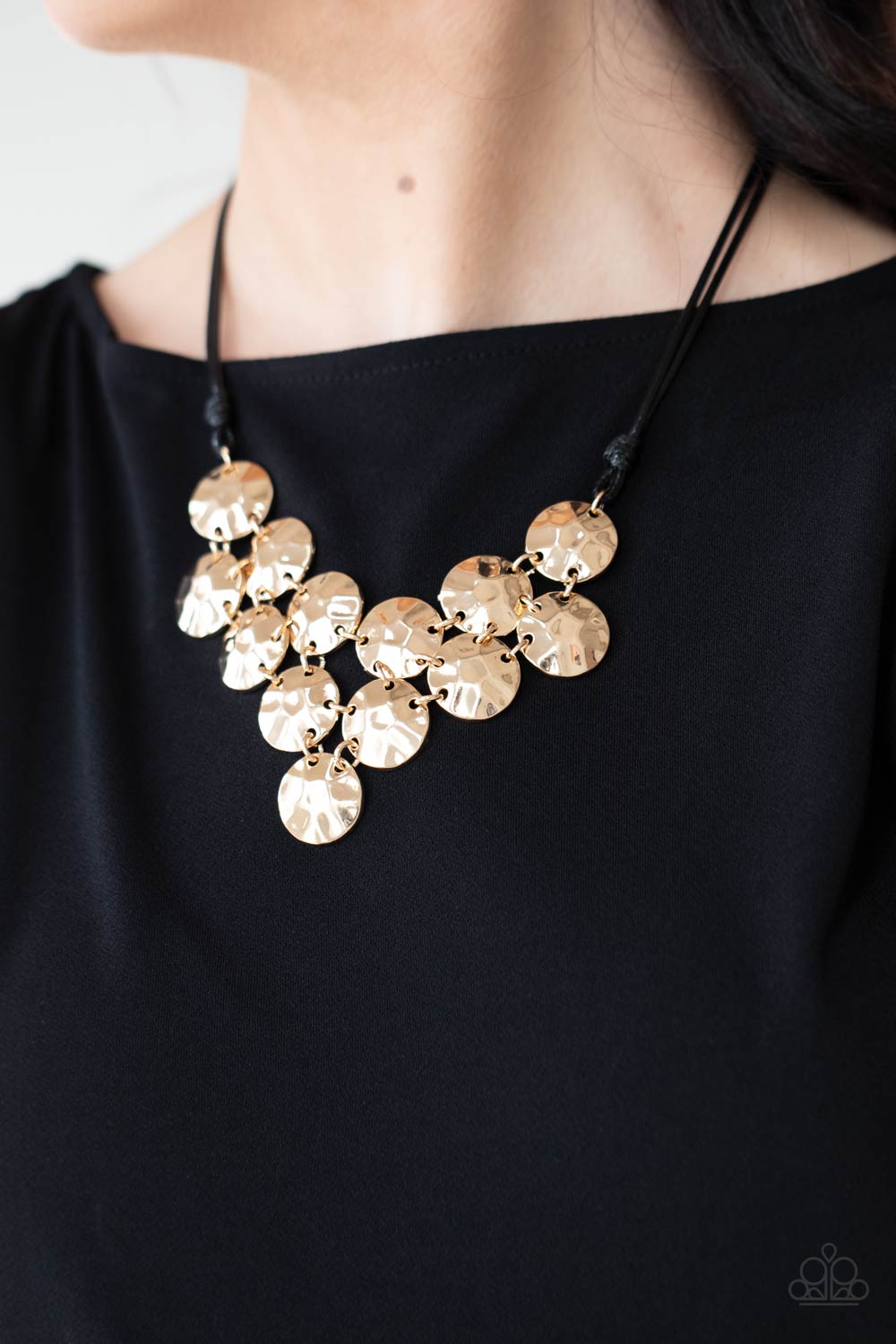 Paparazzi's Token Treasure - Gold Urban necklace