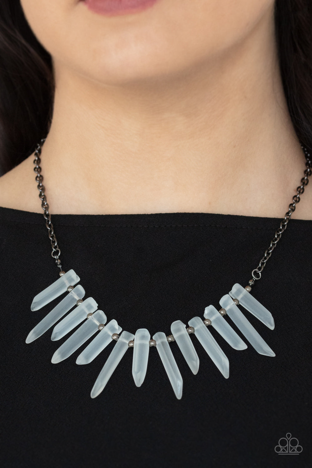 Paparazzi's Ice Age Intensity - Black necklace
