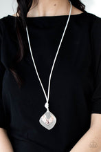 Load image into Gallery viewer, Paparazzi&#39;s Face the ARTIFACTS - White Urban necklace
