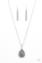 Load image into Gallery viewer, Paparazzi&#39;s Garden Estate - Silver necklace
