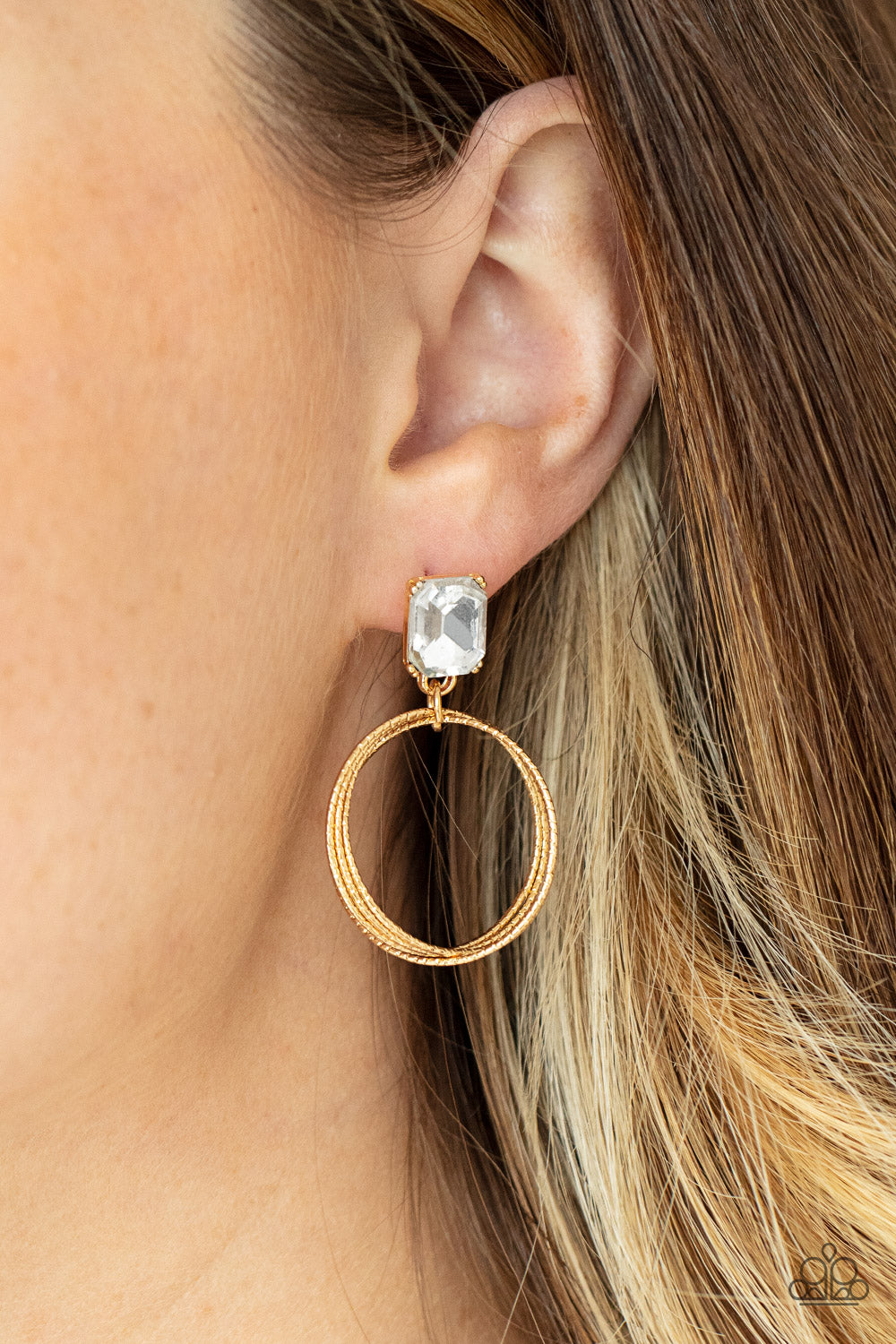 Paparazzi's Prismatic Perfection - Gold post earrings