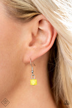 Load image into Gallery viewer, Paparazzi&#39;s Summer Excursion - Yellow necklace (Fashion Fix)
