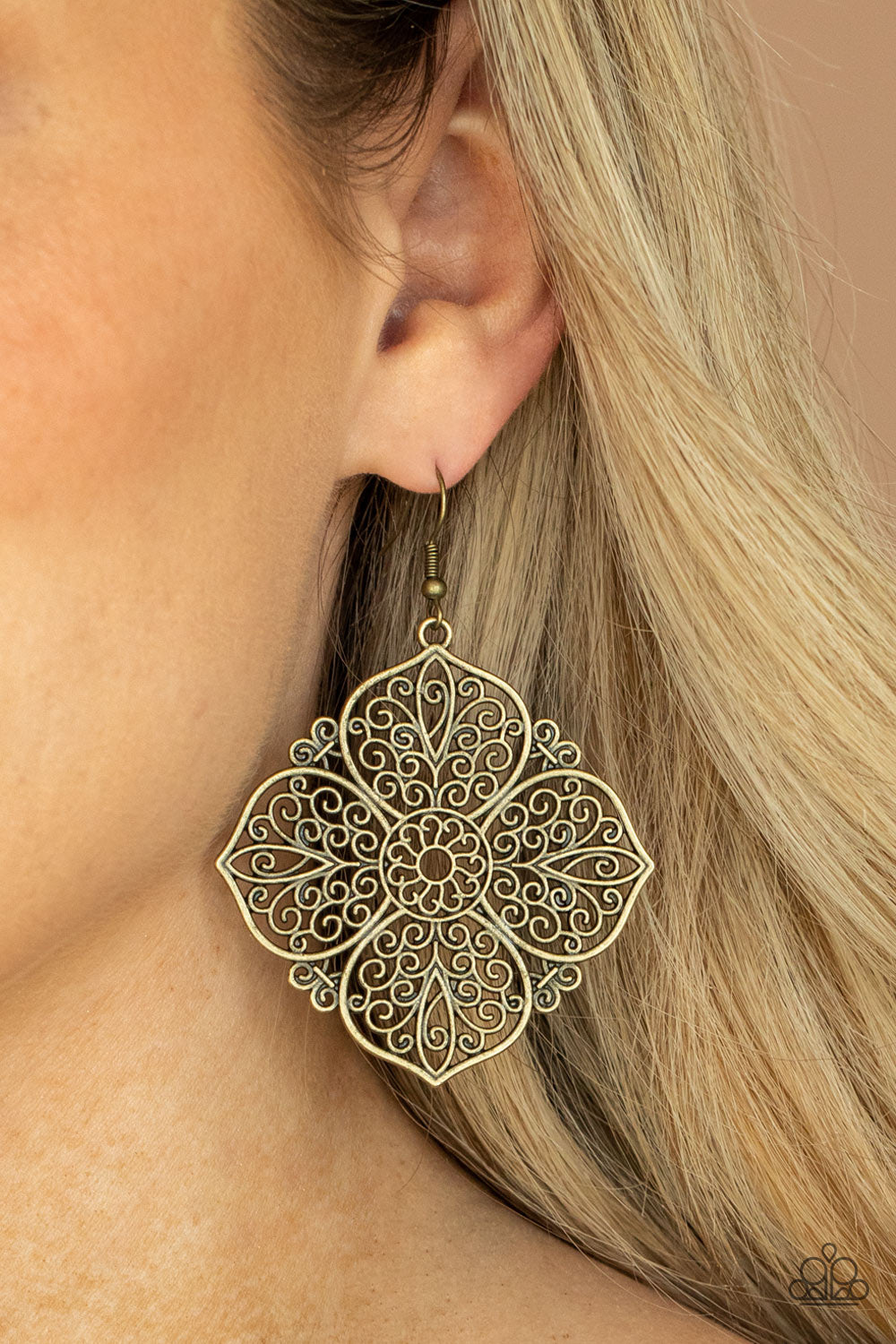 Paparazzi's Dubai Detour - Brass earrings