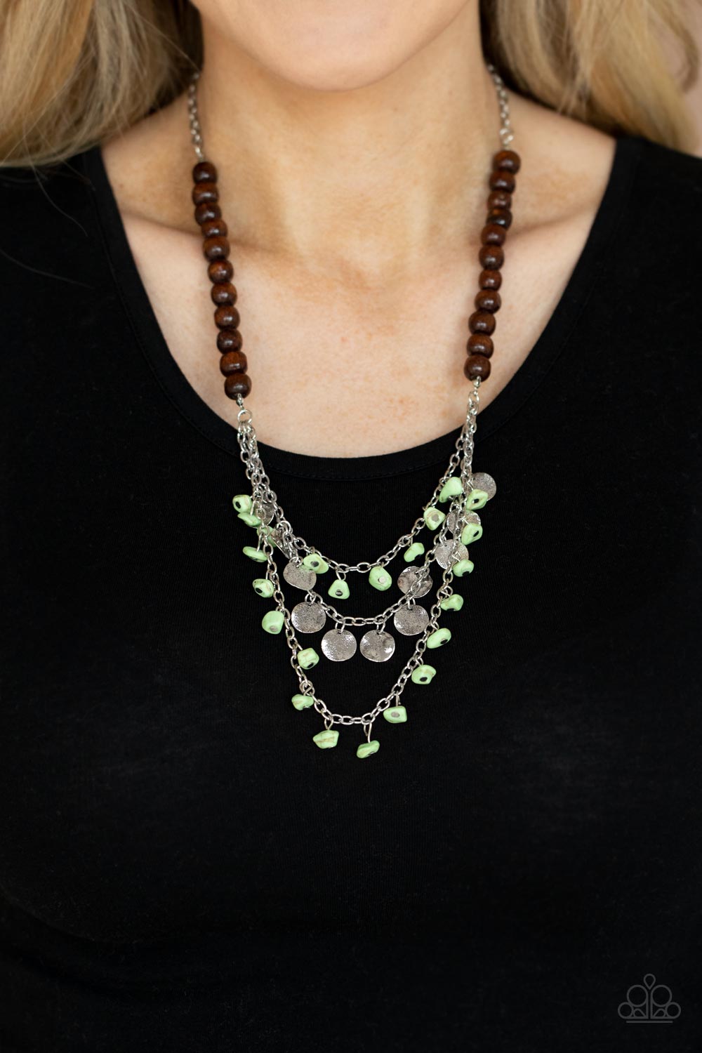 Paparazzi's Plains Paradise - Green necklace