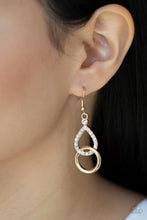 Load image into Gallery viewer, Paparazzi&#39;s Red Carpet Couture - Gold earrings
