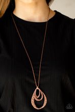 Load image into Gallery viewer, Paparazzi&#39;s Relic Renaissance - Copper necklace
