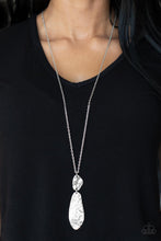 Load image into Gallery viewer, Paparazzi&#39;s Artisan Abode - Silver necklace
