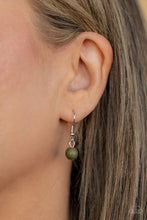 Load image into Gallery viewer, Paparazzi&#39;s Sahara Suburb - Green necklace

