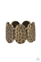 Load image into Gallery viewer, Paparazzi&#39;s Artisan Exhibition - Brass bracelet
