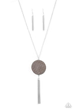 Load image into Gallery viewer, Paparazzi&#39;s Wondrously Woven - Silver necklace
