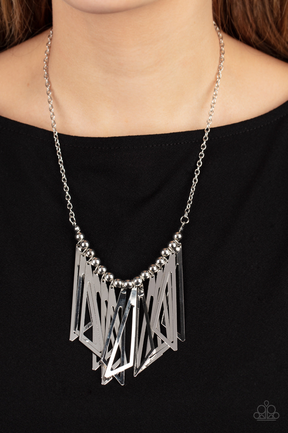Paparazzi's Industrial Jungle - Silver necklace