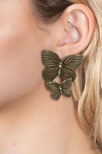 Load image into Gallery viewer, Paparazzi&#39;s Blushing Butterflies - Brass earrings
