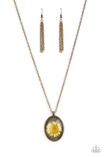 Load image into Gallery viewer, Paparazzi&#39;s Prairie Passion - Yellow necklace
