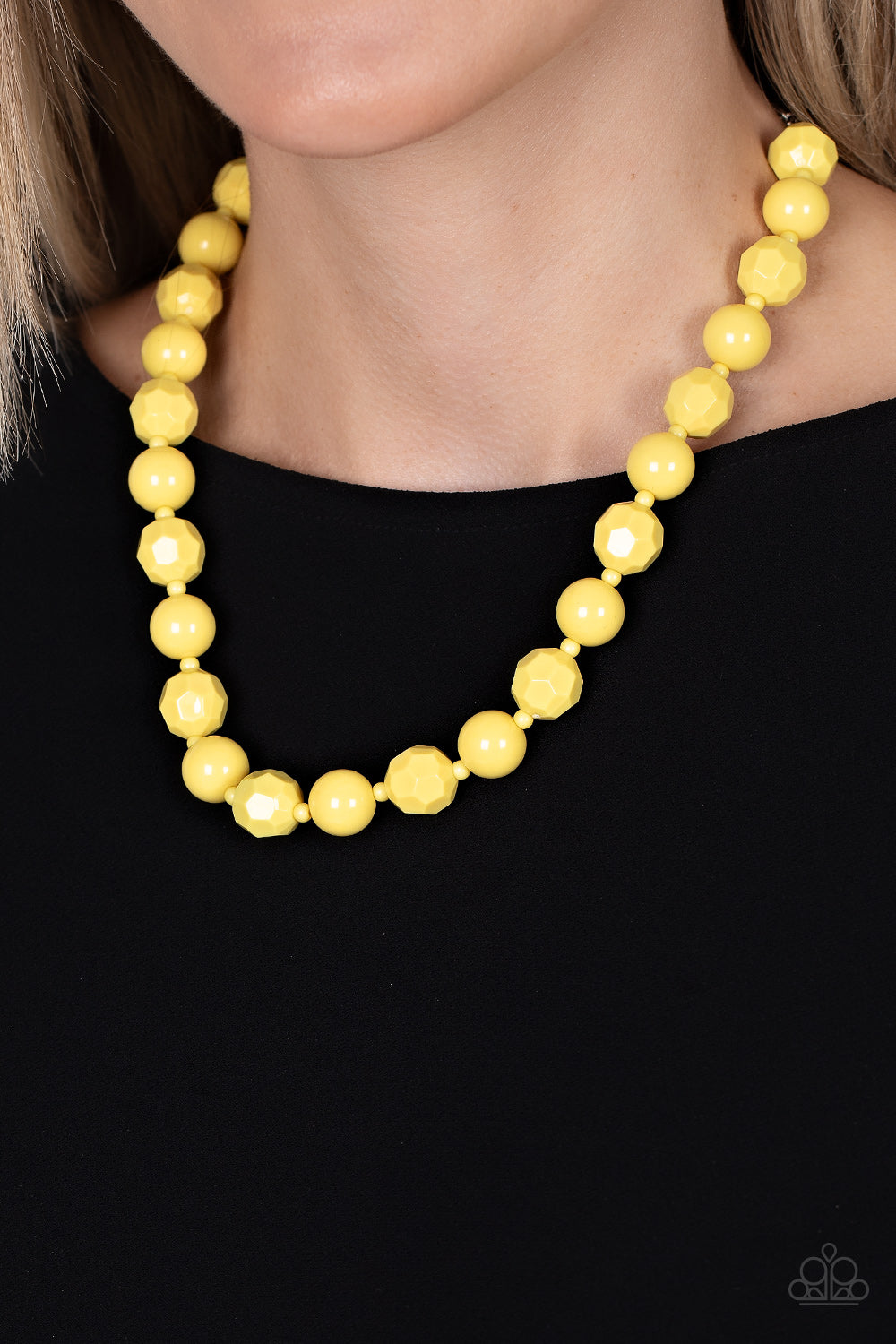 Paparazzi's Popping Prom - Yellow necklace
