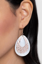 Load image into Gallery viewer, Paparazzi&#39;s Bountiful Beaches - Rose Gold earrings
