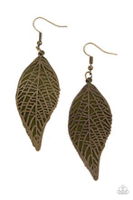 Load image into Gallery viewer, Paparazzi&#39;s Leafy Luxury - Green earrings
