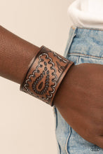 Load image into Gallery viewer, Paparazzi&#39;s Paisley Pioneer - Blue Urban Bracelet
