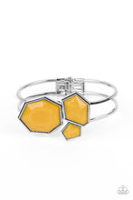 Load image into Gallery viewer, Paparazzi&#39;s Tourist TRAPEZOID - Yellow bracelet
