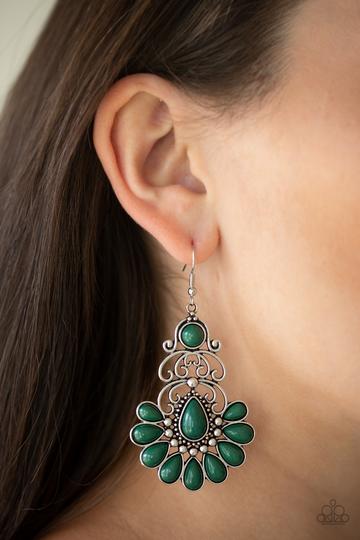 Paparazzi's Paradise Parlor - Green earrings