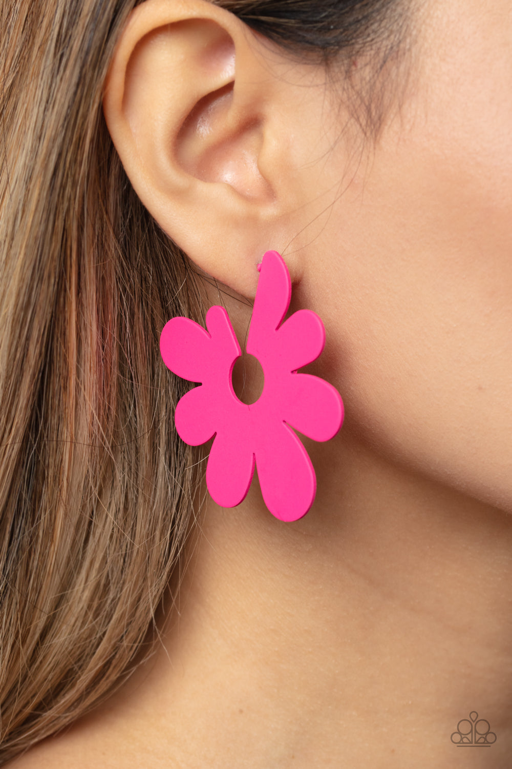 Paparazzi's Flower Power Fantasy - Pink earrings