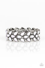 Load image into Gallery viewer, Paparazzi&#39;s Vintage Venture - Silver bracelet
