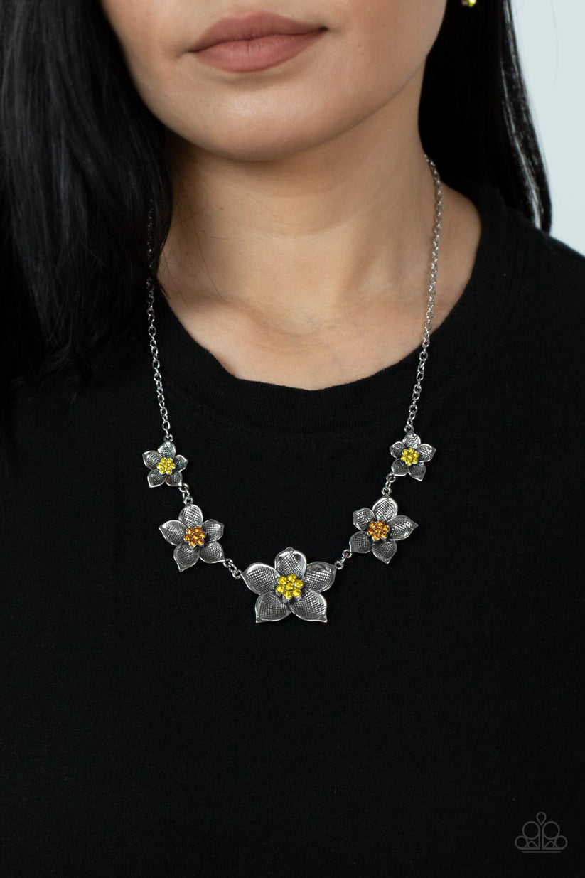 Paparazzi's Wallflower Wonderland - Yellow necklace