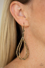 Load image into Gallery viewer, Paparazzi&#39;s Catwalk Queen - Brass Seed Beads necklace
