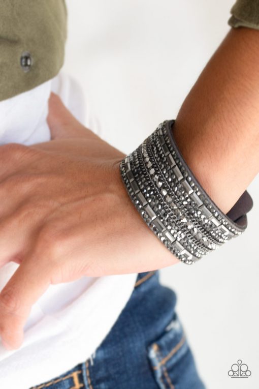 Paparazzi's Rebel Radiance - Silver Urban bracelet